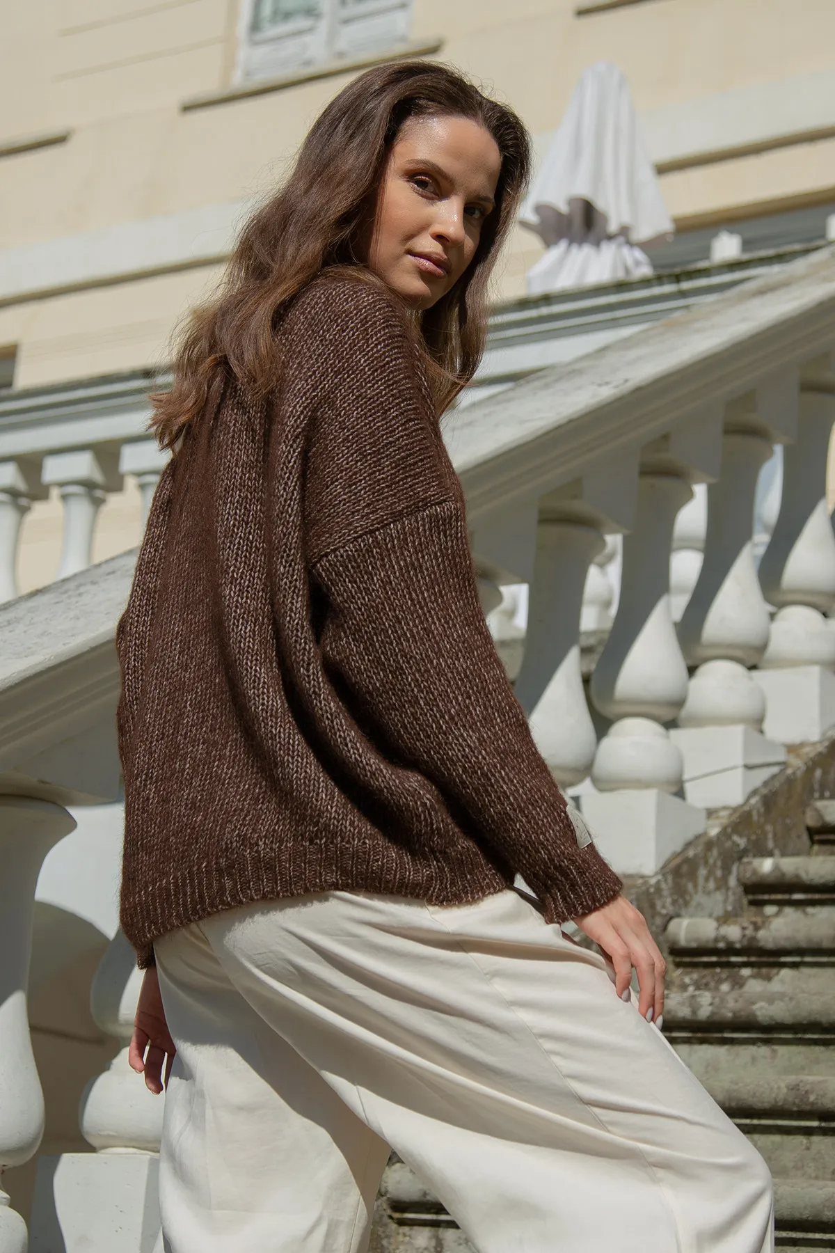 Klasikinis megztinis, pagamintas iš aukščiausios kokybės žaliavų