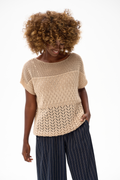 Beige openwork knitted women’s blouse, lightweight summer top with loose fit, breathable cotton blend, elegant casual outfit, soft airy fabric / Smėlio spalvos ažūrinė megzta moteriška palaidinė, lengva vasarinė palaidinė, laisvo kirpimo, kvėpuojanti ir patogi